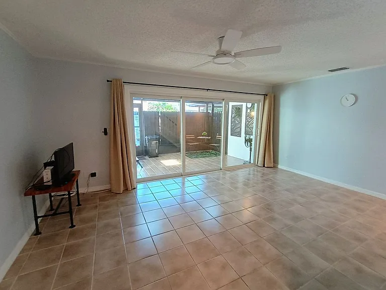 3827 Pine Cone Cir — Photo 17