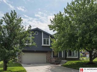 5715 N 130th St, Omaha, NE 68164