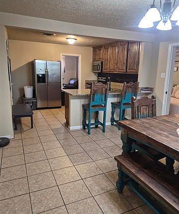 4th image of 113 Mesa Ave
