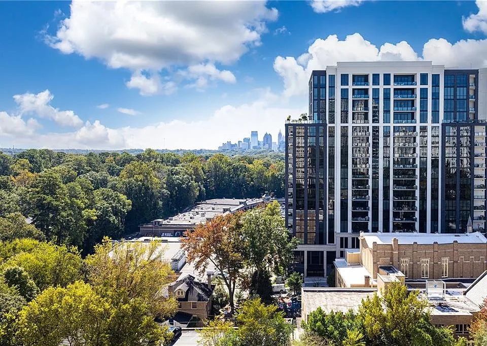 2479 Peachtree Rd NE #1010
