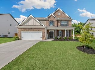 5520 Bristlecone Pine Way, Cumming, GA 30040