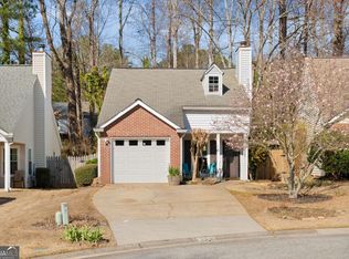 2772 Saint Charles Ln NW, Kennesaw, GA