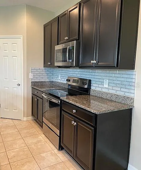 6959 Towne Lake Rd — Photo 5