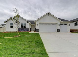 2044 N Desert Lily Ave, Star, ID 83669