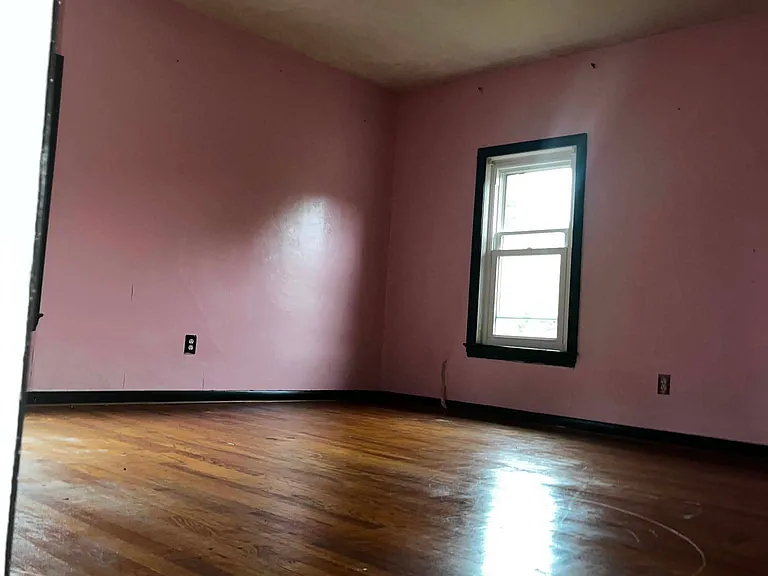 9 N Diamond St #1 — Photo 12