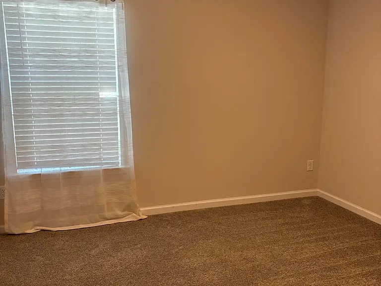 1848 Lacebark Dr — Photo 42