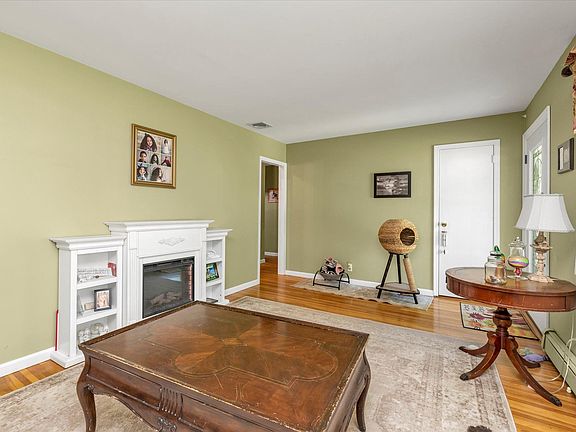 2nd image of 155 Thomas Powell Blvd