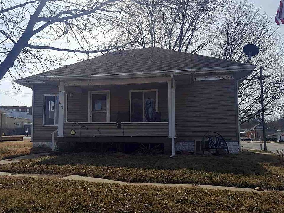 1st image of 1021 11th St