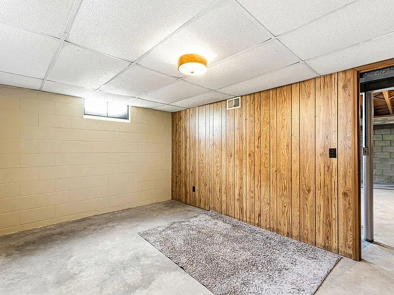 3511 Mitchell Ave — Photo 36