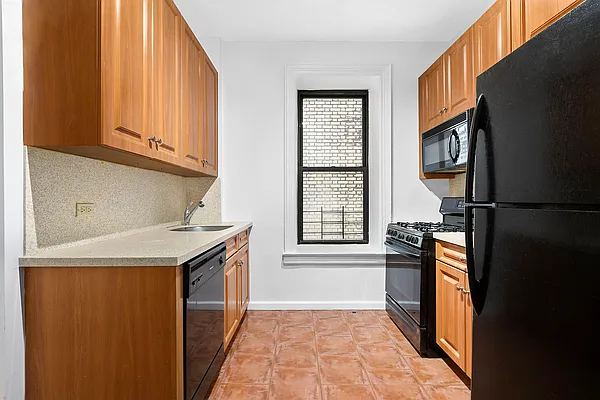 Rented by Corcoran | media 3