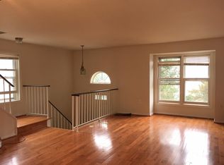7324 Saint Johns Ct, Manassas, VA 20109