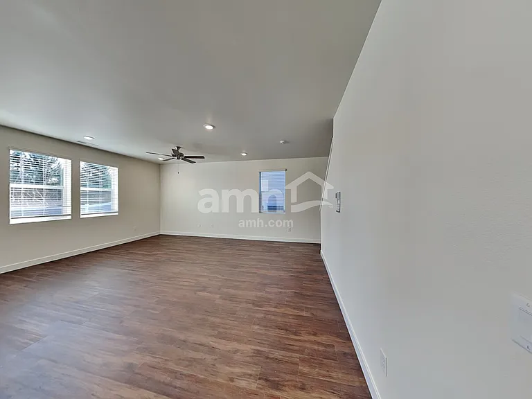 1068 Broyles Xing — Photo 7