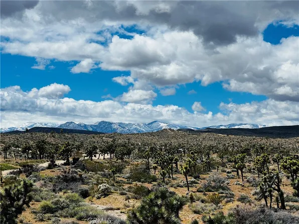 57864 Sunflower Dr #52, Yucca Valley, CA 92284