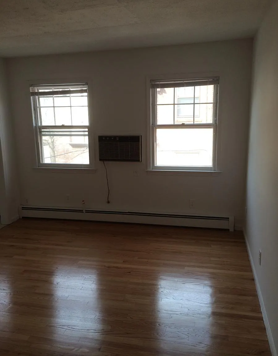 1 bed, 650 sqft, $1,600 — Photo 1