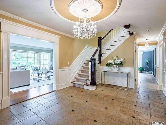 4th image of 88 Brookside Dr