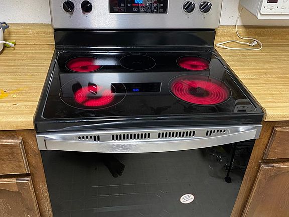 new electric stove!