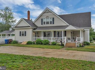 130 E Hancock St, Riverside, NJ 08075