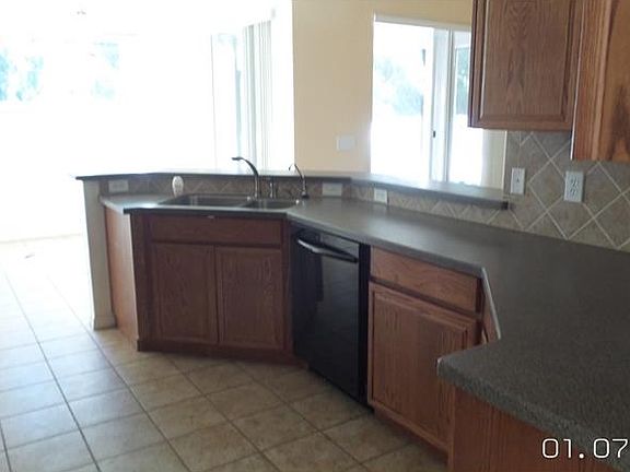 3rd image of 6643 Bluff Meadow Ct