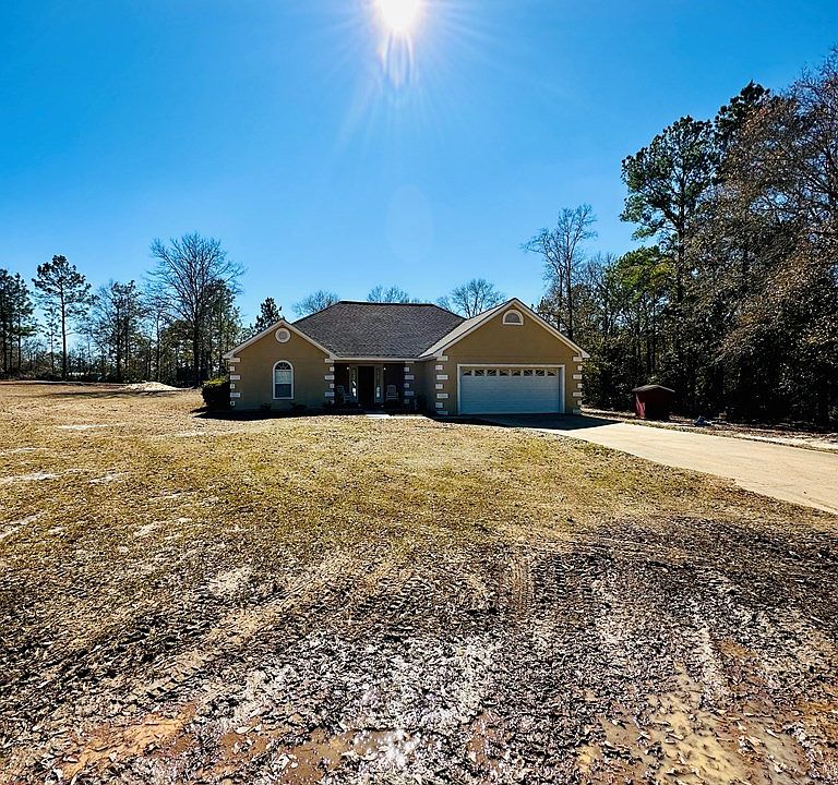 129 Arrowhead Trl, Douglas, GA 31535 | Zillow