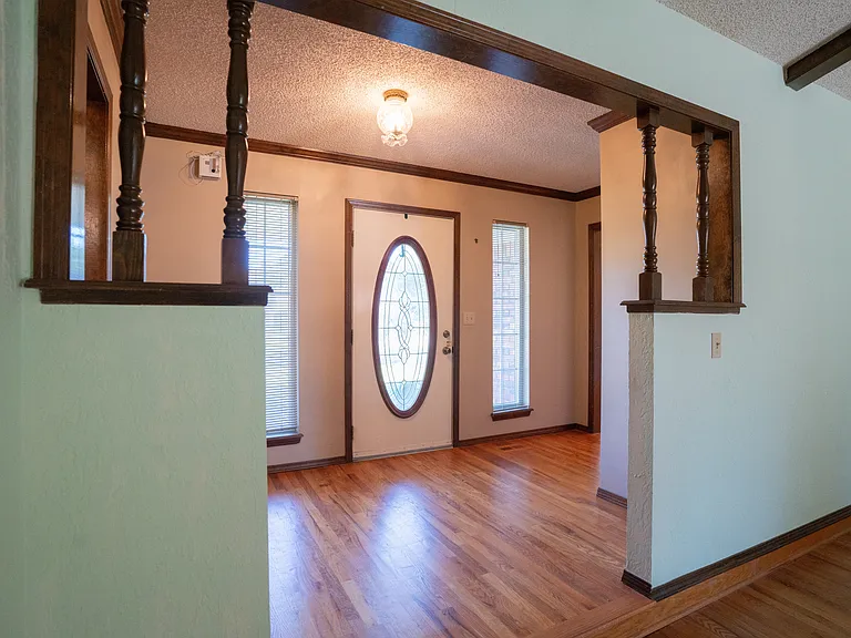 2221 W Memphis Pl — Photo 12