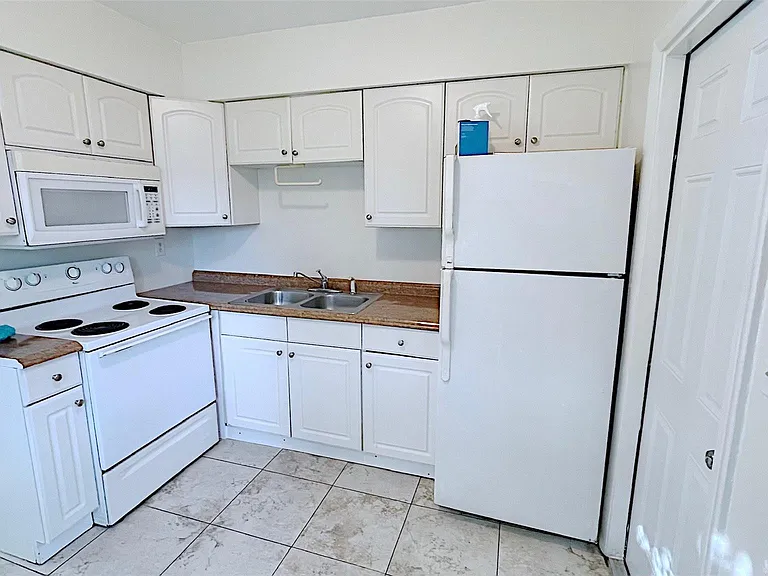 511 SE 2nd Ave S #SOUTH — Photo 13