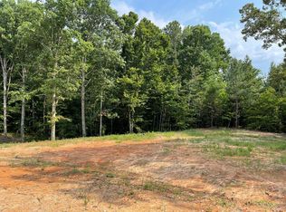 879 Cotton Creek Rd, Camden, TN 38320