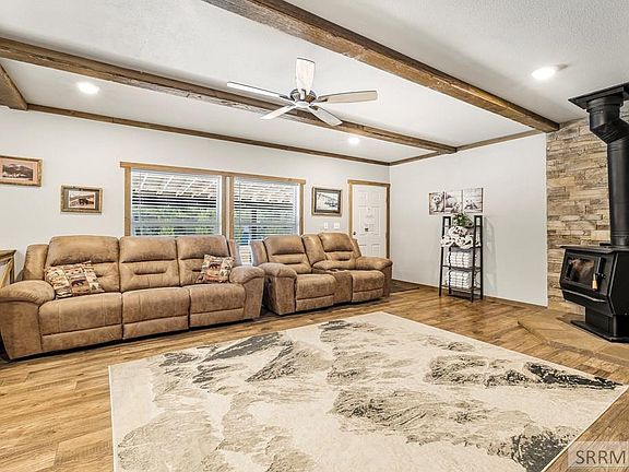 5th image of 3544 Browning Rd