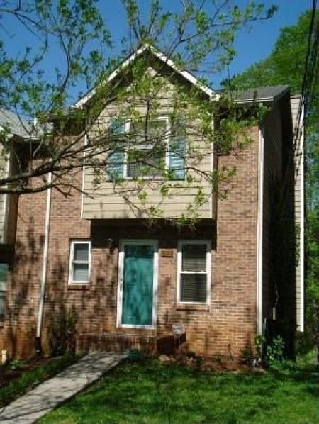 1st image of 648 Shadywood Ln