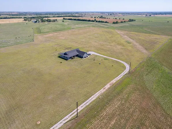 10380 N Gregory Rd, Yukon, OK 73099