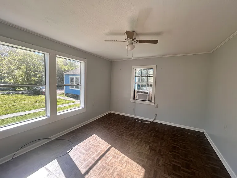 1708 Eva St #7 — Photo 2