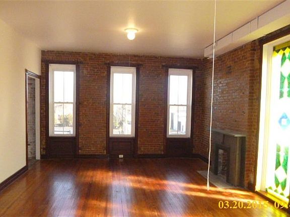 4th image of 2200 Miami St