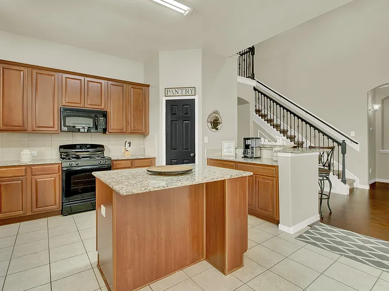 15314 Hazen Point Dr — Photo 20