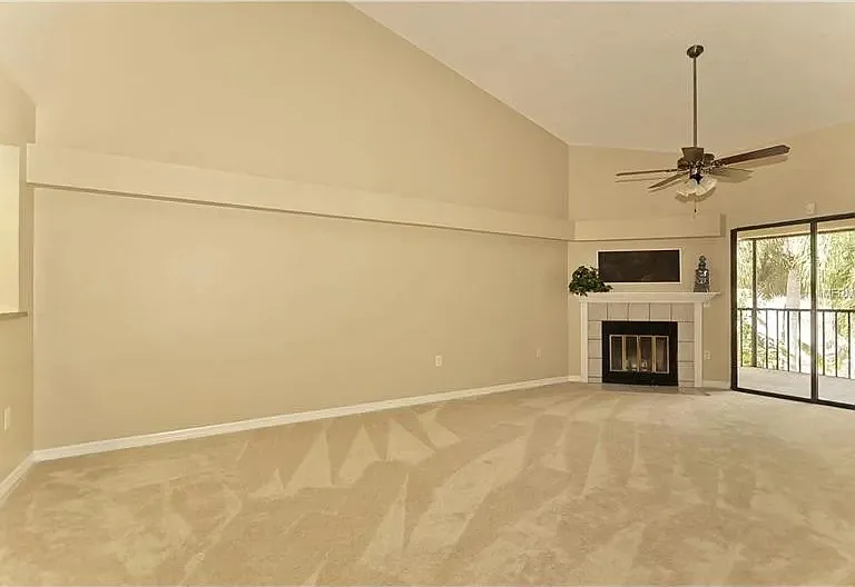 10494 Saint Tropez Pl — Photo 16