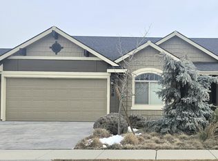 738 N Foudy Pl, Eagle, ID 83616