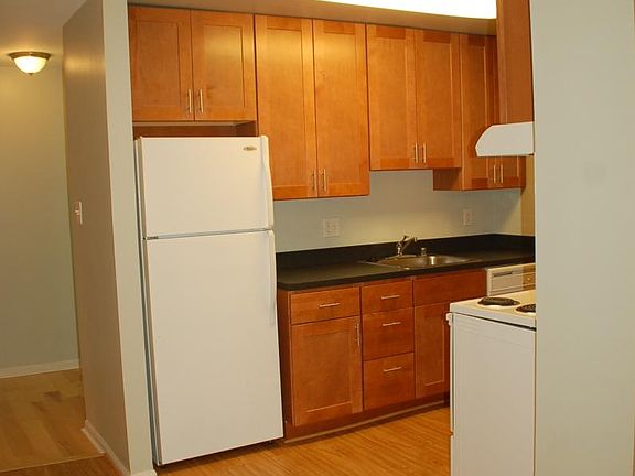 5th image of 2028 Mount Royal Ter APT 304