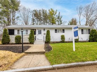 10 Potter Dr, Providence, RI 02907