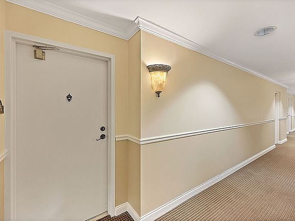 4th image of 3646 Ashworth Dr Unit 205