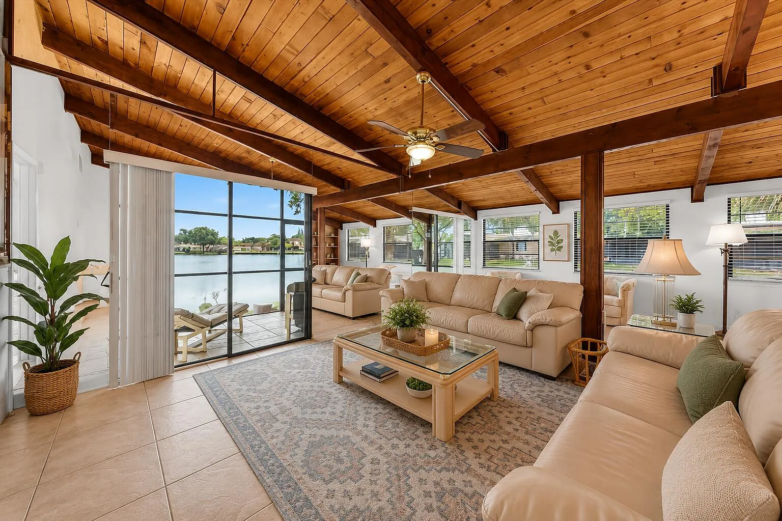 2 bed, 2.0 bath, 1500 sqft, $2,450 — Photo 4