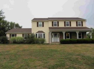 70 Glen Manor Ln, Glenmoore, PA 19343