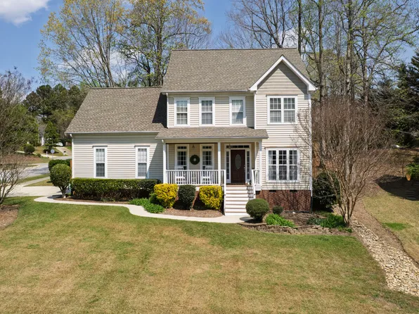 108 Wintersage Ct, Holly Springs, NC 27540