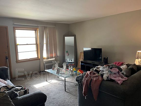 3rd image of 4272 N 92nd St Unit 3