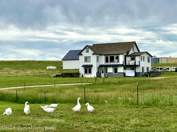 4410 Highway 22, Dickinson, ND 58601