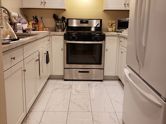 2nd image of 404 N Jackson St