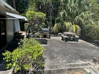 2nd image of 1156 W 33rd Street