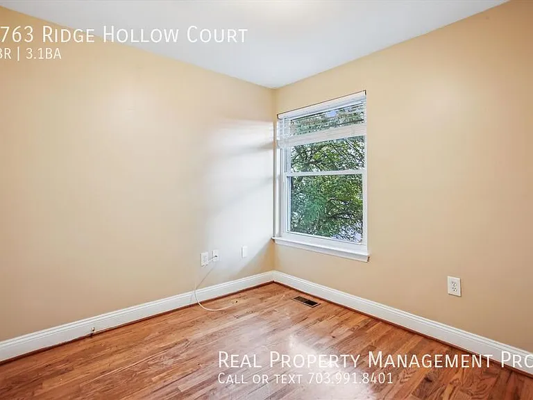 8763 Ridge Hollow Ct — Photo 20