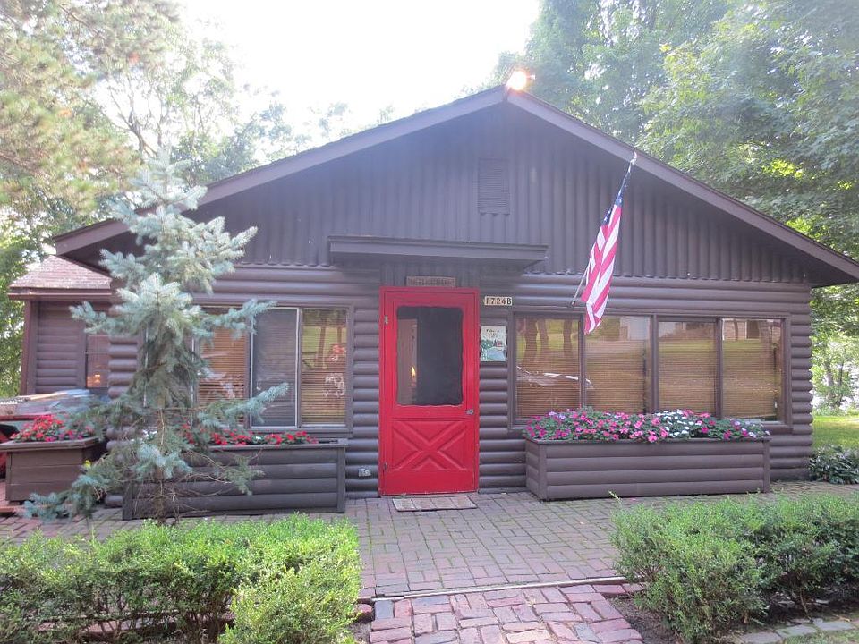 1st image of 1724B 140th Ave