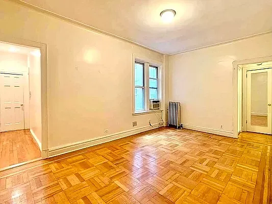 Rented by City Connections Realty | media 15