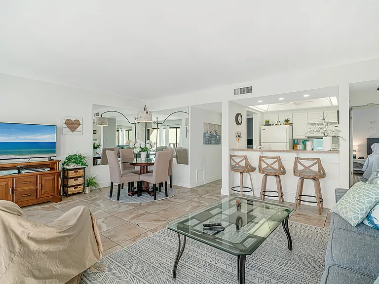 1400 Cove II Pl — Photo 14