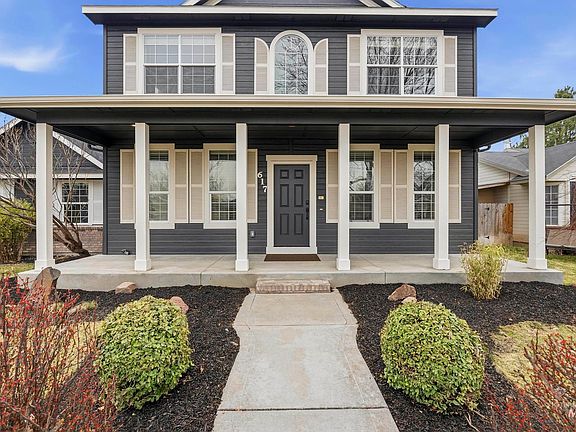 2nd image of 617 W Alderwood Ln