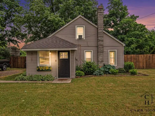 506 Apache Dr, Fremont, MI 49412